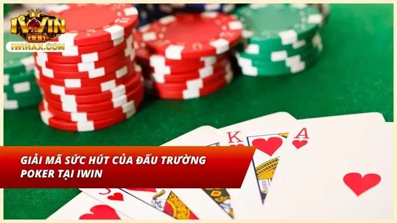 Người chơi thao tác chọn bàn thi đấu trên màn hình điện thoại